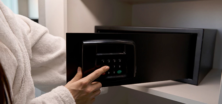 Safe Unlocking Service Company in Hollister, California