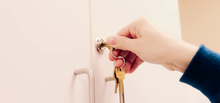 Cabinet Electronic Locks Repair in Hollister, California